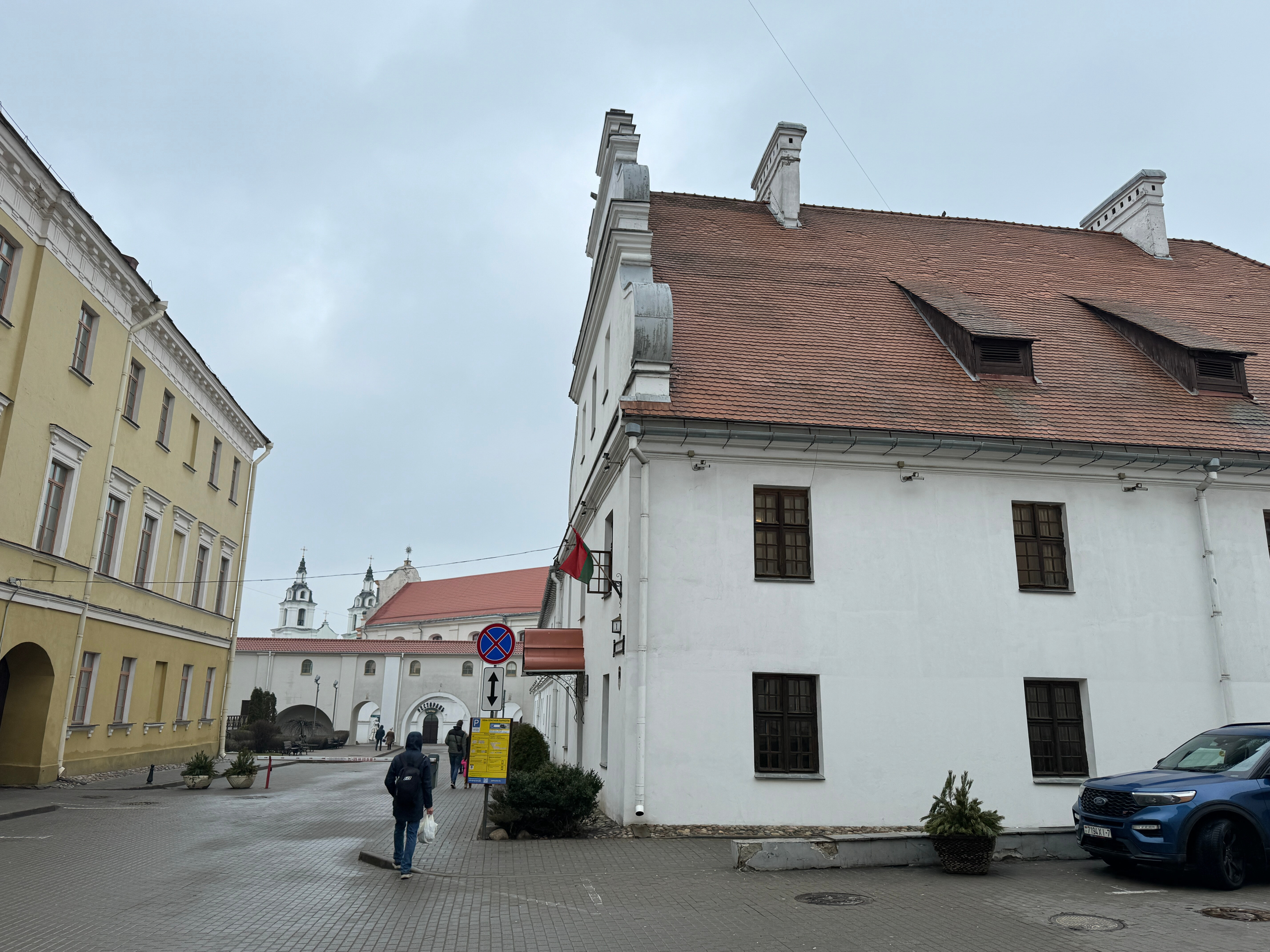 Фото Монастырский