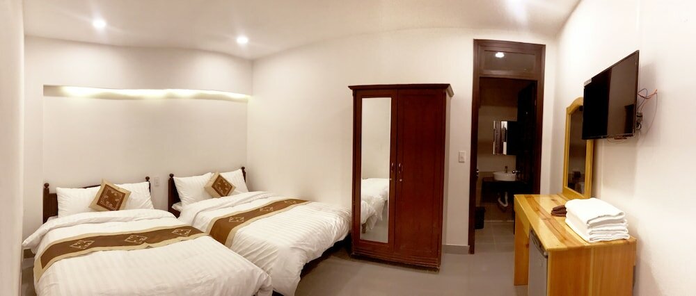 Фото Tata 2 Hotel