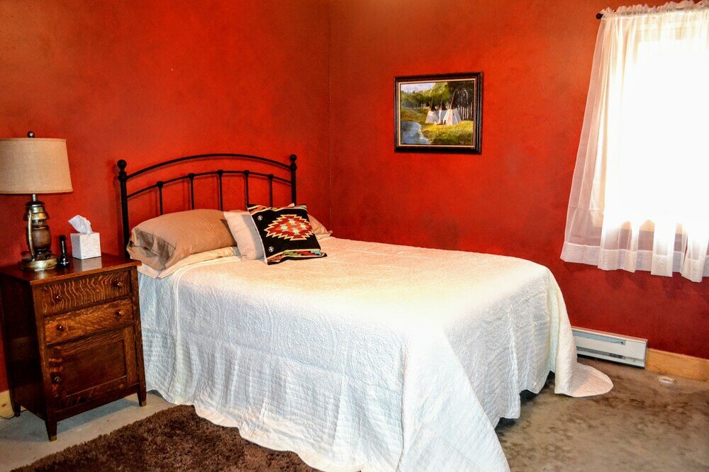 Фото Mitten Lake Hideaway