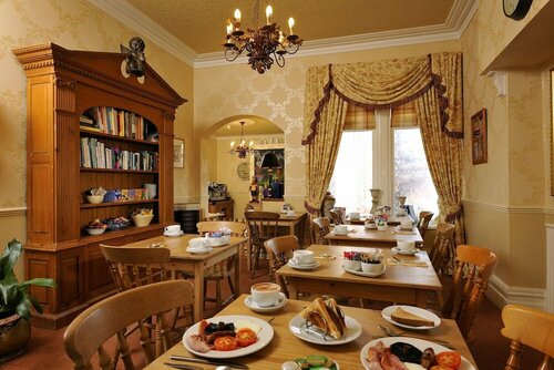 Гостиница Howarth House Apartments