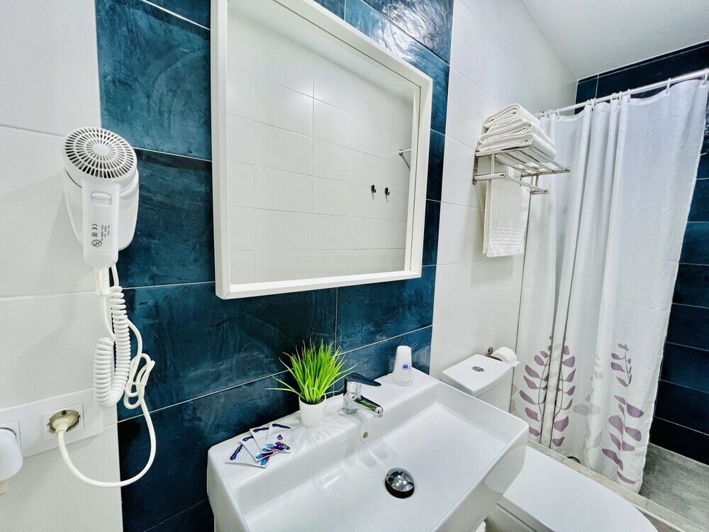 Фото Dori Rooms Hostal