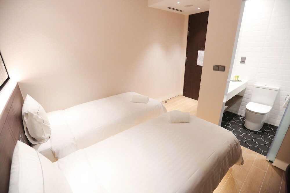 Фото L Hotel Premier by Lion Peak