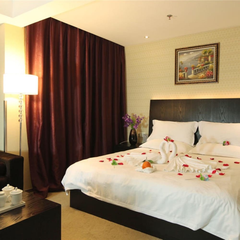 Фото Bo Lian Hui Fashion Hotel