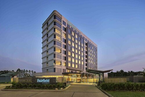 Гостиница Fairfield by Marriott Jakarta Soekarno-Hatta Airport в Тангеранге