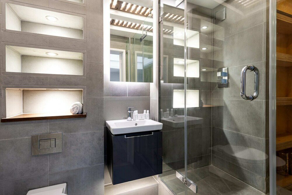 Фото Bright Maida Vale Apartment