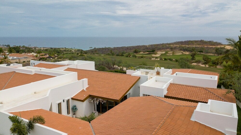 Фото Gorgeous estate in Puerto Los Cabos golf and beach community