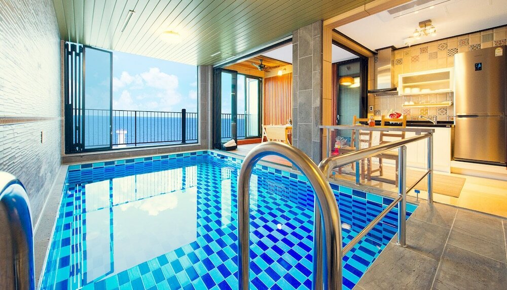 Фото Sun&Moon Pool Villa