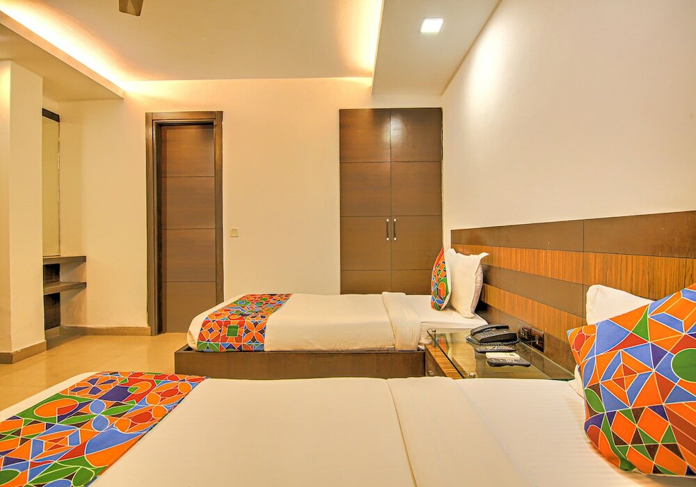 Фото Fabhotel Le Grand