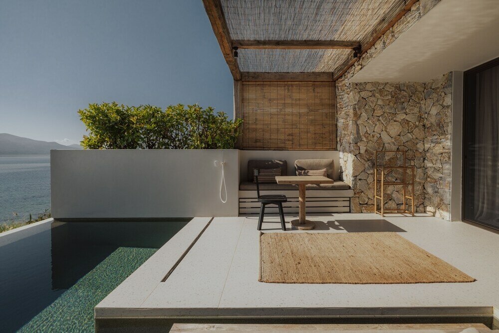 Фото Amethyst Selene Paleros