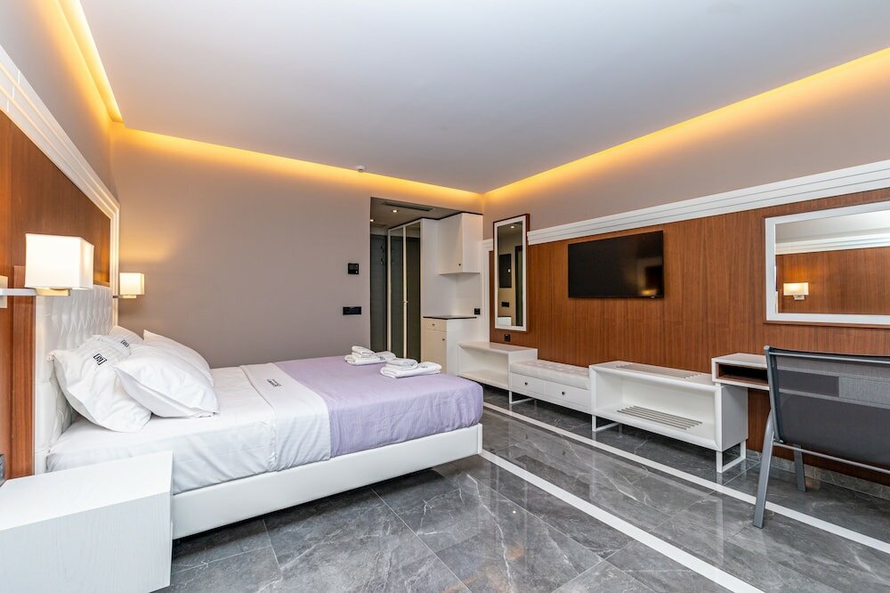 Фото Bareti Boutique Hotel