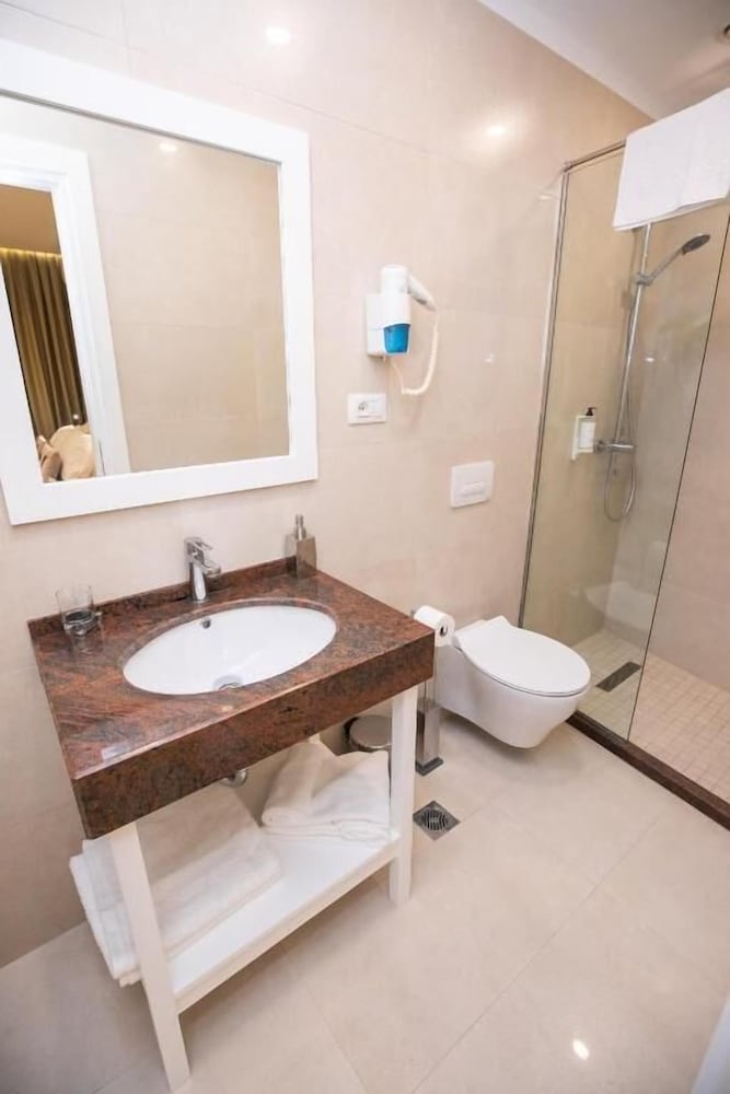 Фото Hotel Elior