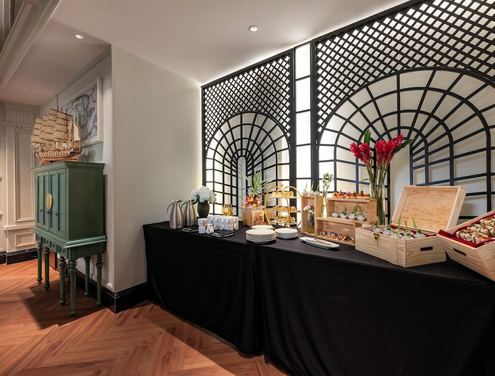 Фото Grand Hotel Du Lac Hanoi