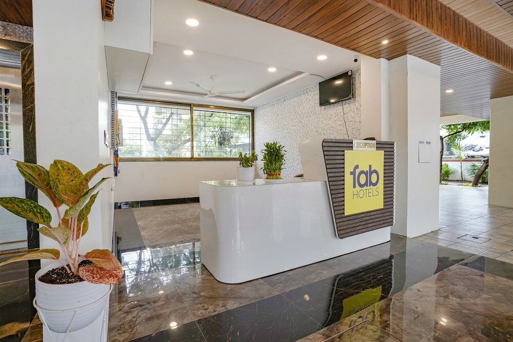 Фото Fabhotel Crystal Homes