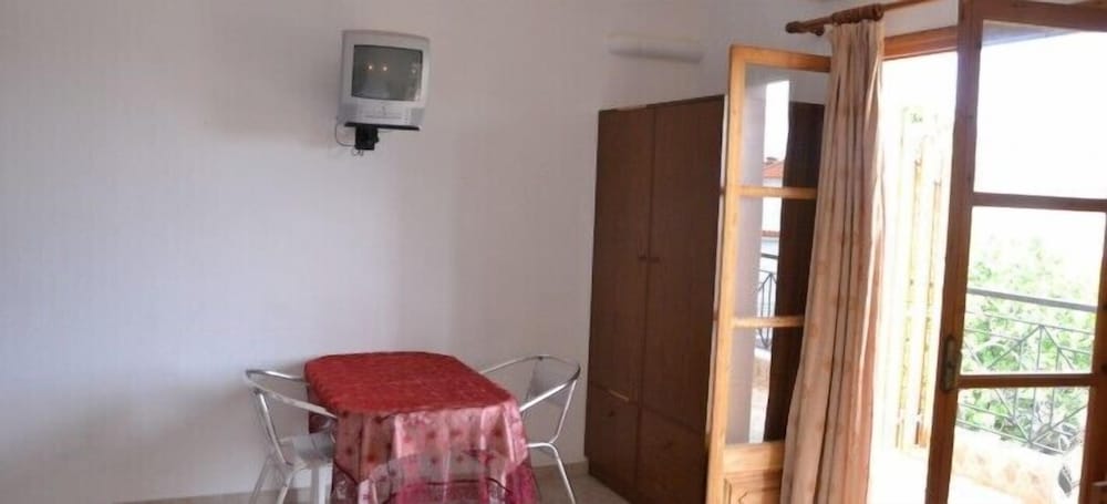 Фото Hellen Studios