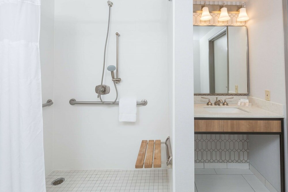 Фото Hilton Garden Inn Oakland/San Leandro