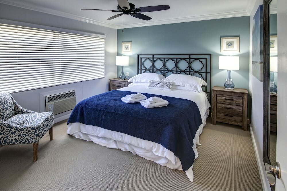 Фото May-Dee Suites