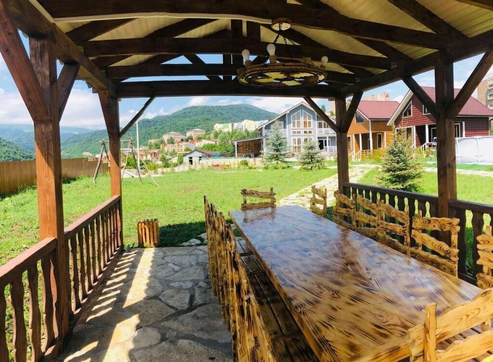 Фото Cottage Chalet and Tours