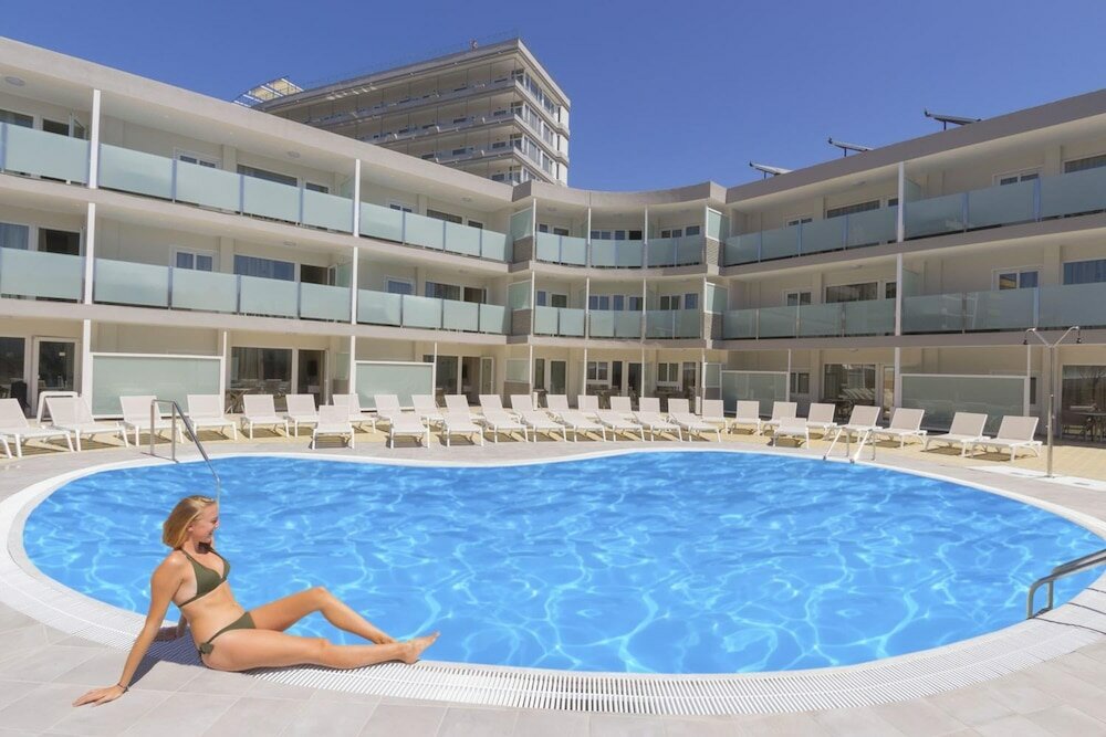 Фото Hl Suites Nardos - Only Adults