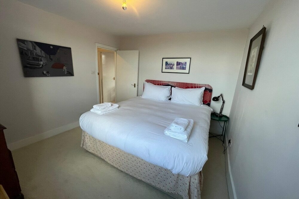 Фото Modern & Cosy 1 Bedroom Top Floor Flat in East Dulwich