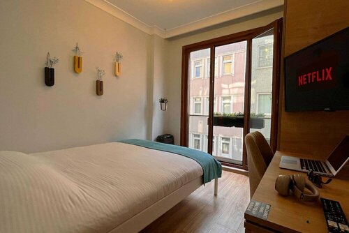 Гостиница Golva Rooms Yeldeğirmeni в Кадыкёй