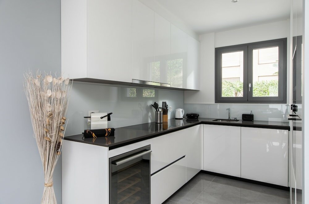 Фото Promenade Apartments