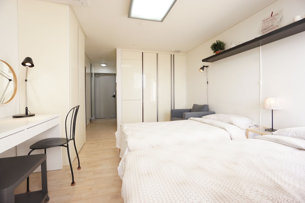 Фото Alice Apartment