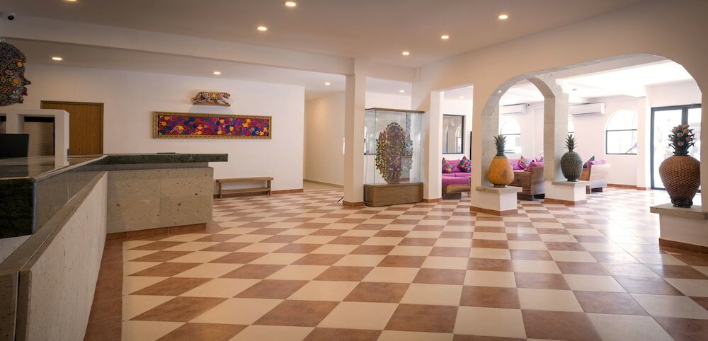 Фото Nomads Party Hostel