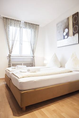 Фото City Apartment