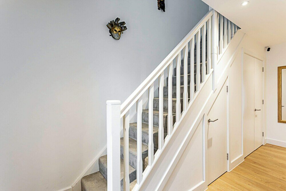 Фото Quiet and Spacious Four Bedroom House