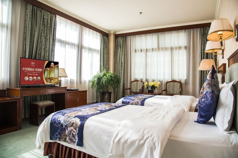 Фото Zhongfayuan Hotel
