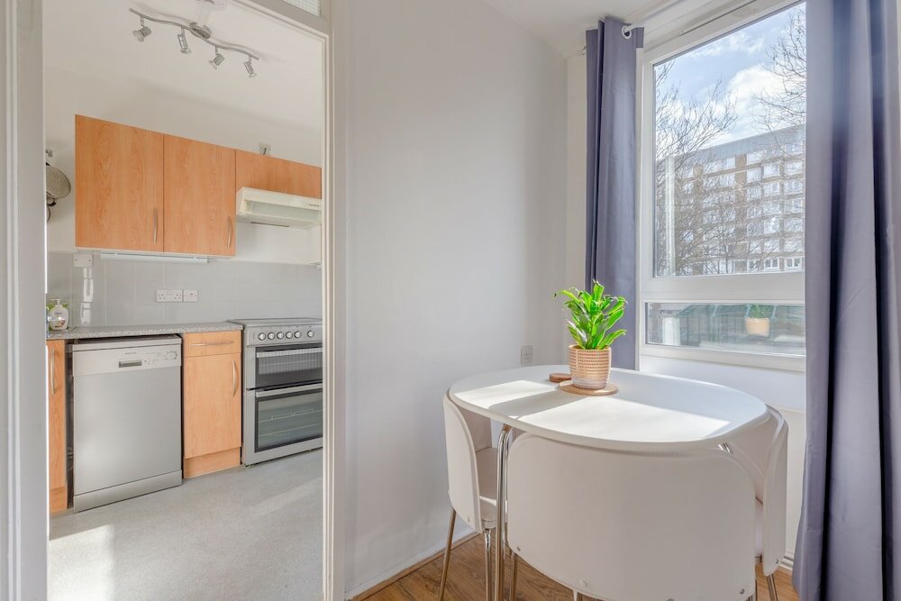 Фото Cosy 1 Bedroom Flat Near Old Street