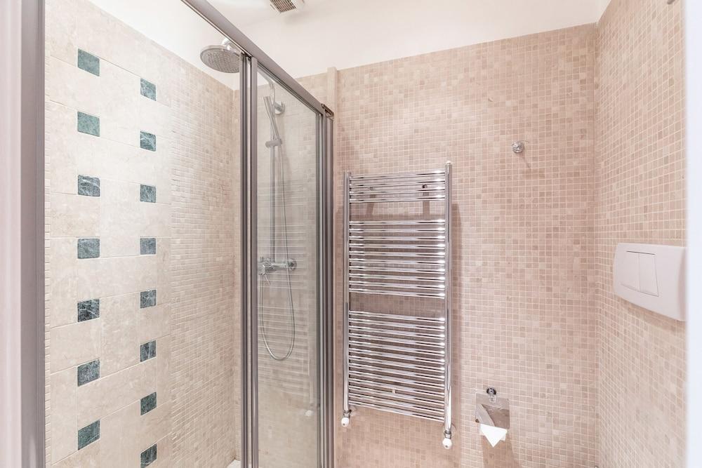 Фото Rome AS You Feel - Trevi Luxury Apartment