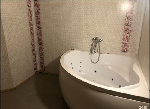 ustki kiyimsiz ishchi 18