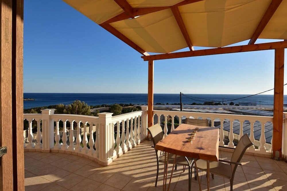 Фото Flisvos Villa