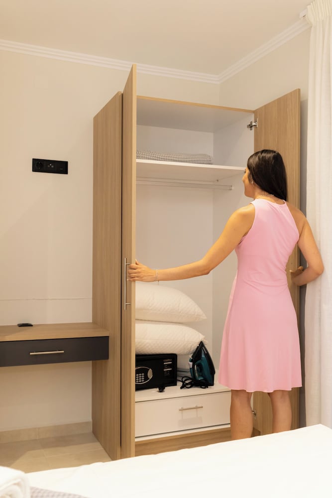 Фото Rafkon Luxury Apartments - Myrina