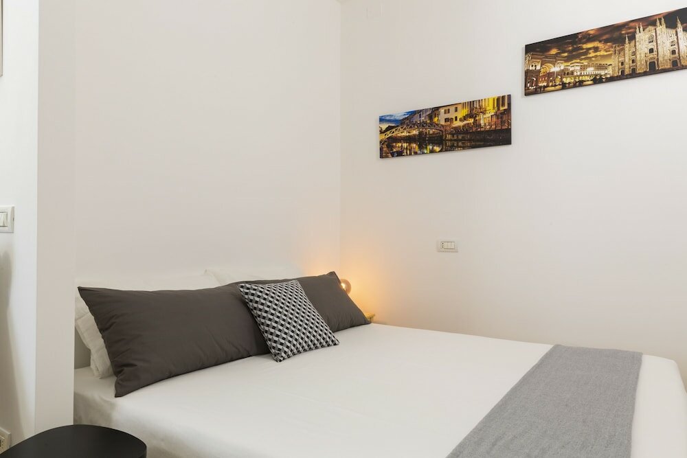 Фото NotaMi - Moro Canal Grande Navigli