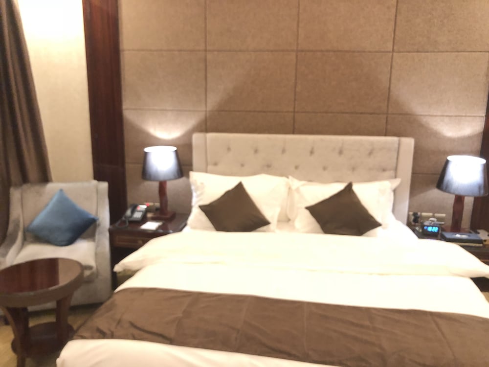 Фото Holiday Gulf Hotel