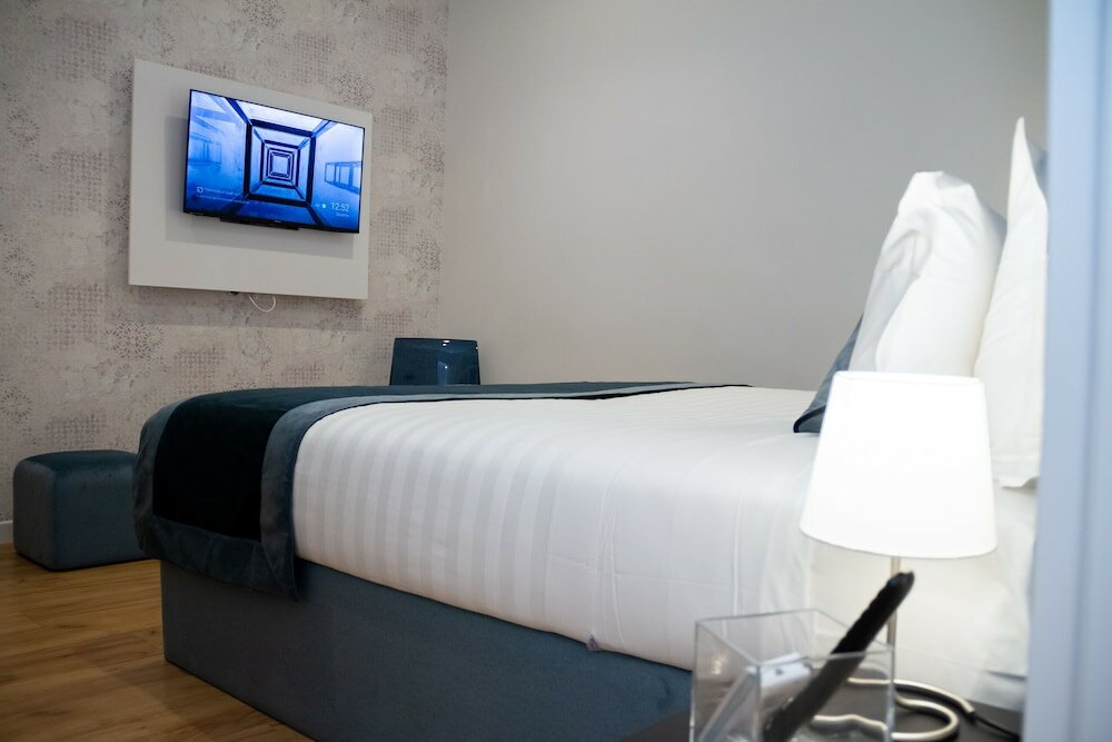 Фото Home at Rome Vatican Suites