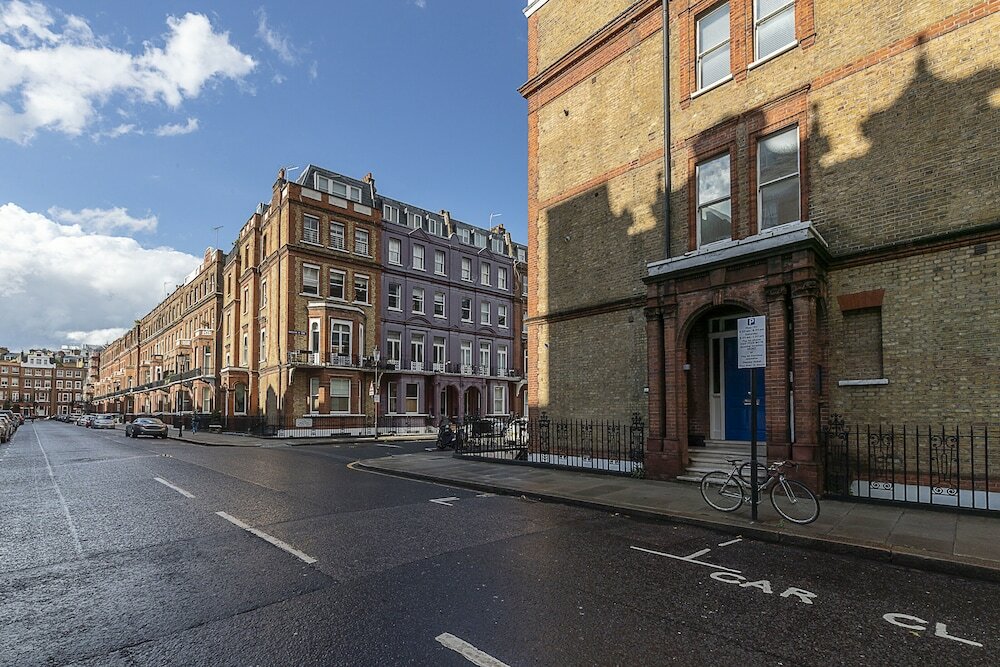 Фото Altido Lovely 2 Bedroom Flat in Chelsea