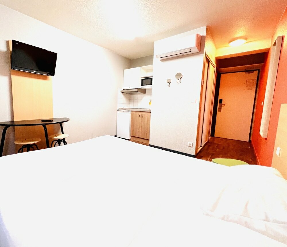 Фото The People Le Havre