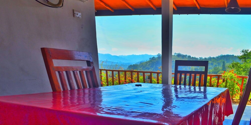 Фото Rainbow Sky Cottage Ella