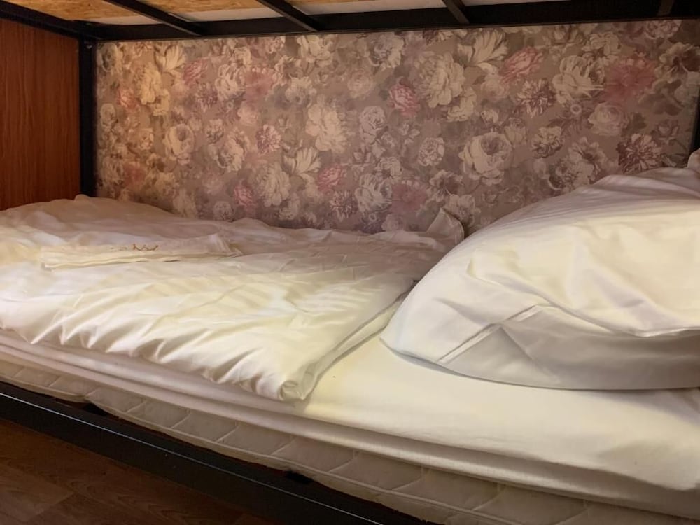 Фото Helen Hostel u Náměstí Míru