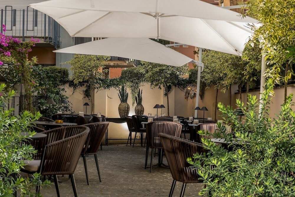 Фото Hotel La Ville