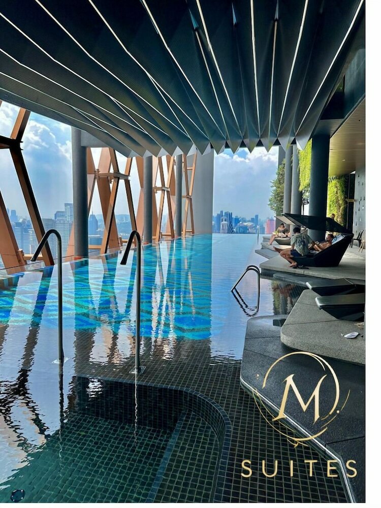 Фото Scarletz Suites Klcc by M Suites