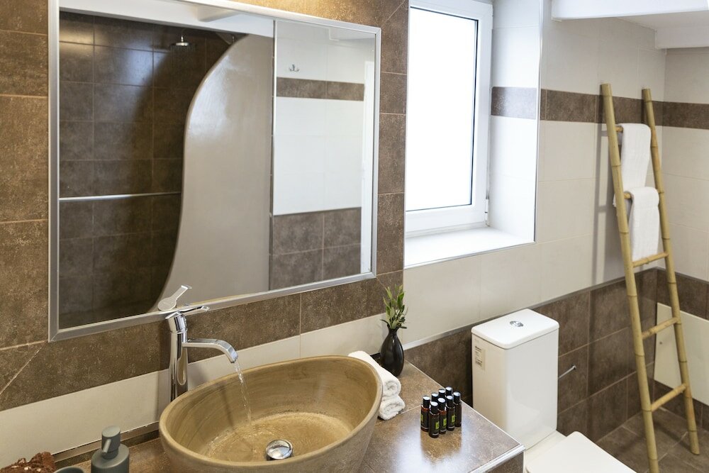 Фото Captain's House Suites