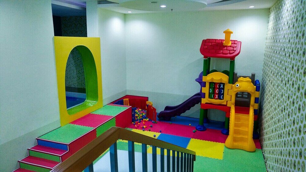 Фото Chic 1br Brooklyn Apartment near Ikea Alam Sutera