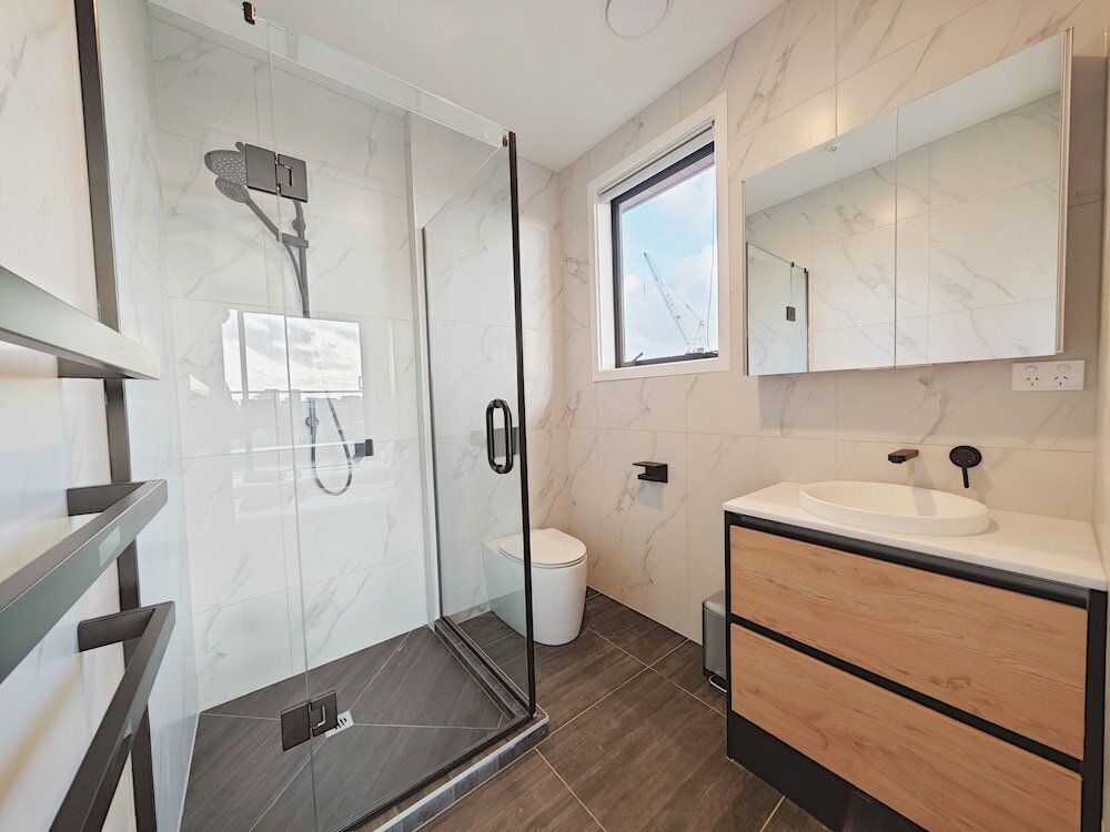 Фото Takapuna Brand new 3 Bedrooms