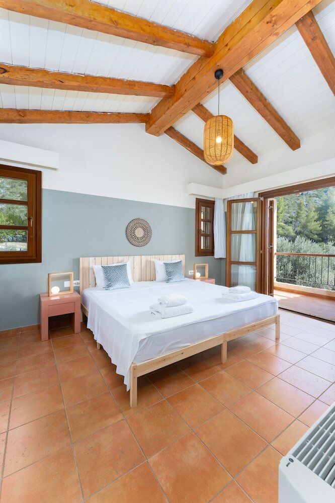 Фото Selina Kaminos Evia