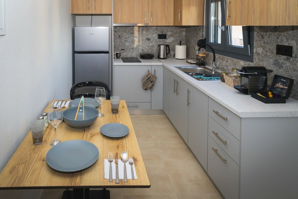 Фото Rafkon Luxury Apartments - Myrina