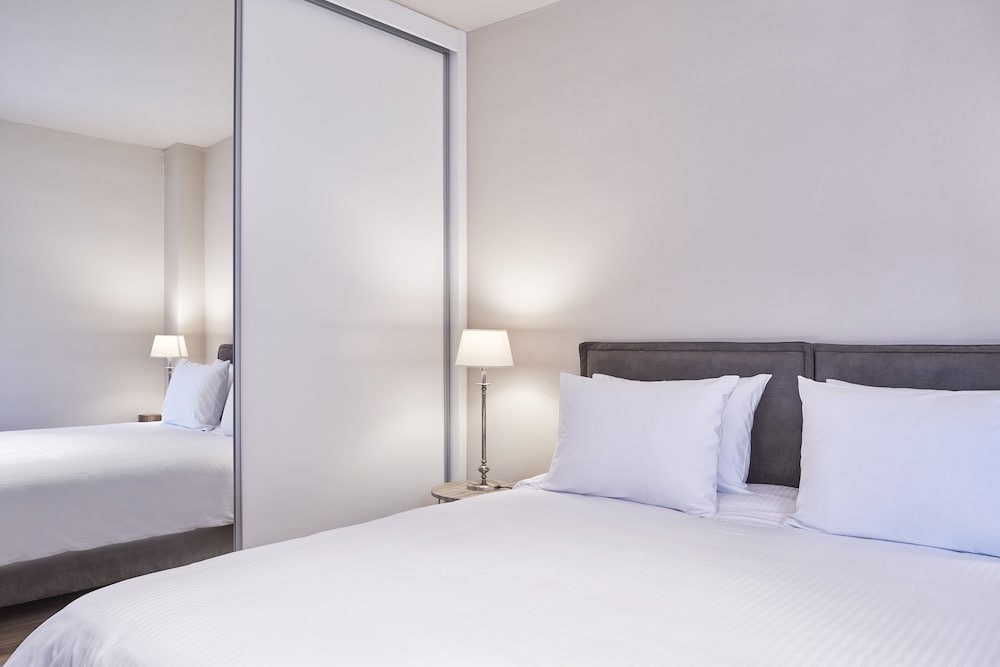 Фото Charitos II Chic n modern 2bd Apt